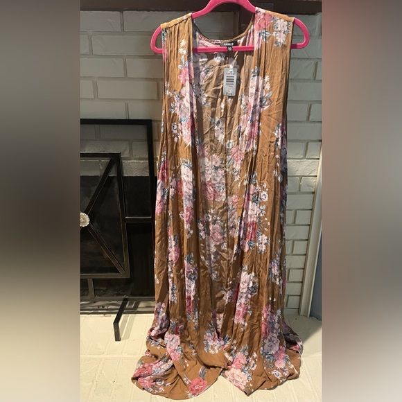 torrid Tops - Torrid Floral Gauze Maxi Vest Size 5/6 NWT